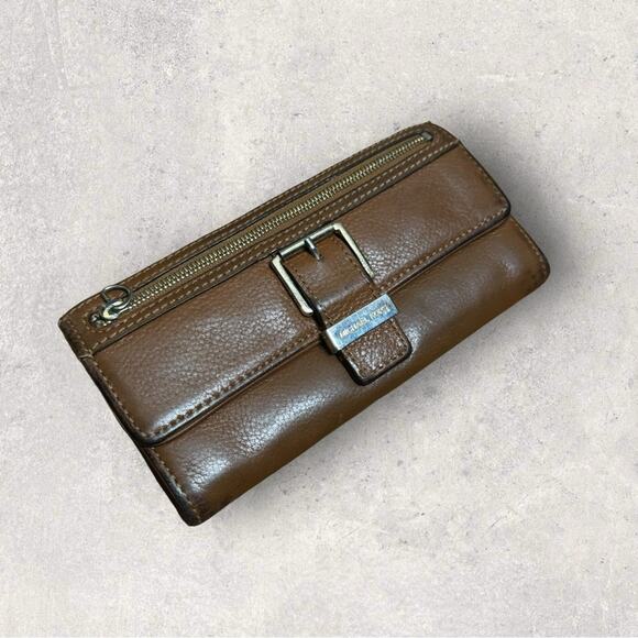 Michael Kors camel brown leather wallet - Picture 1 of 4